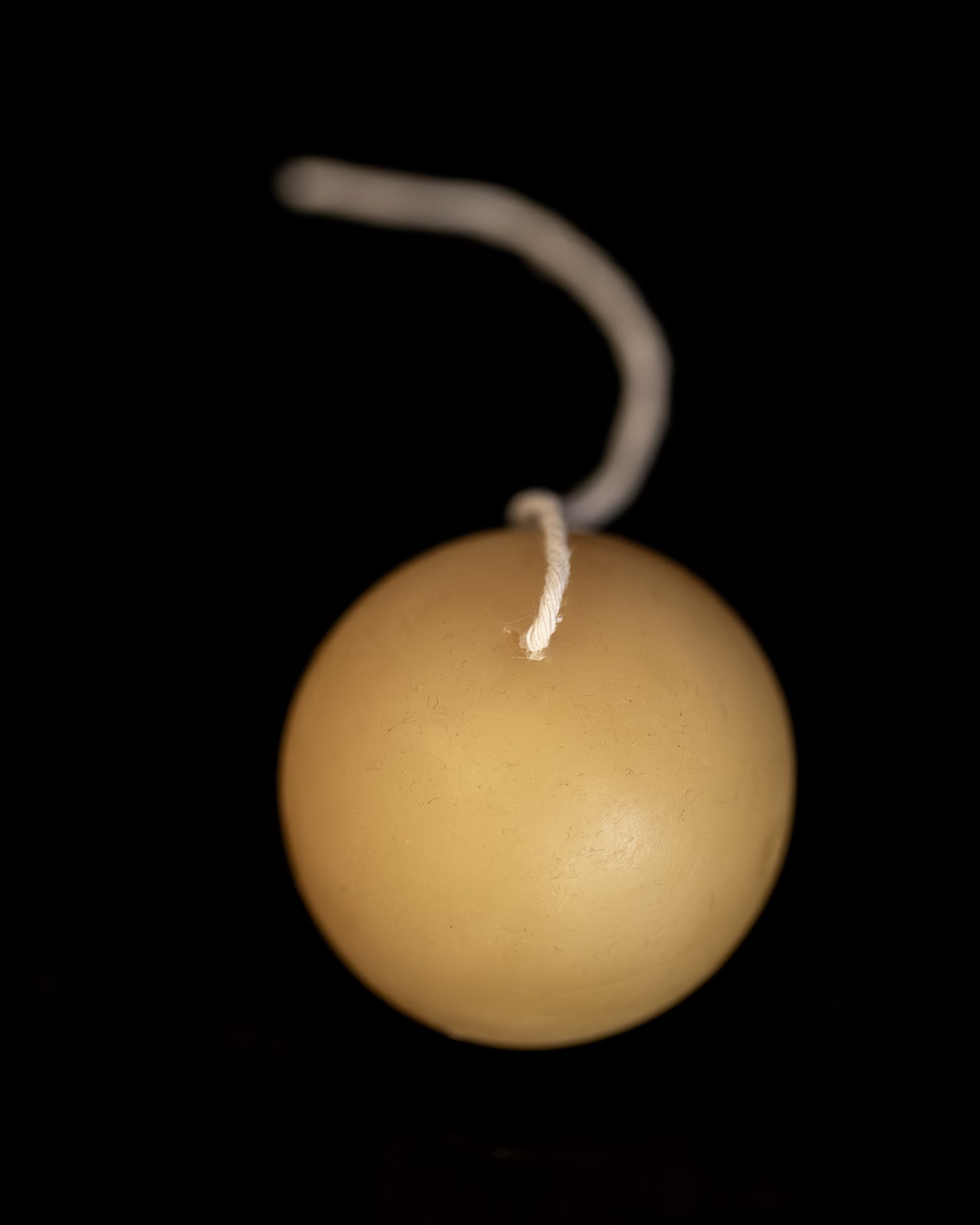 Ball Beeswax Candle - Natural